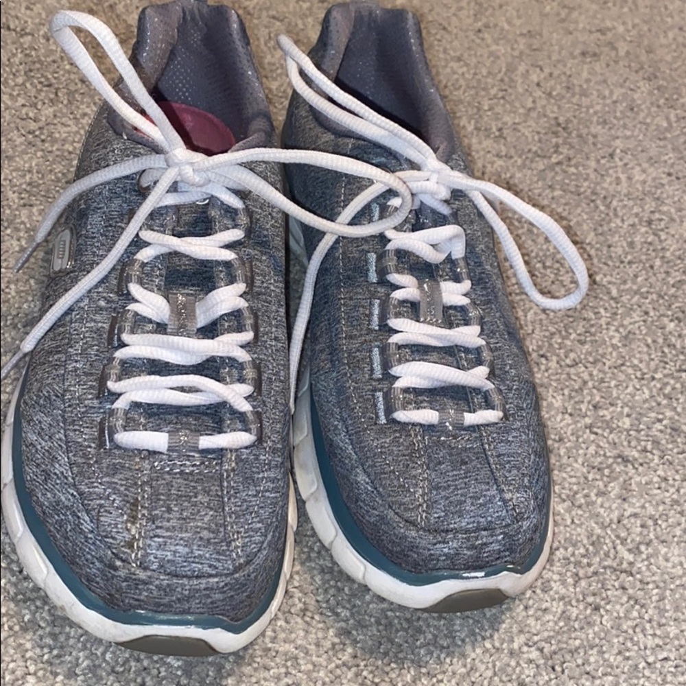 Sketchers Elite Tennis Shoes